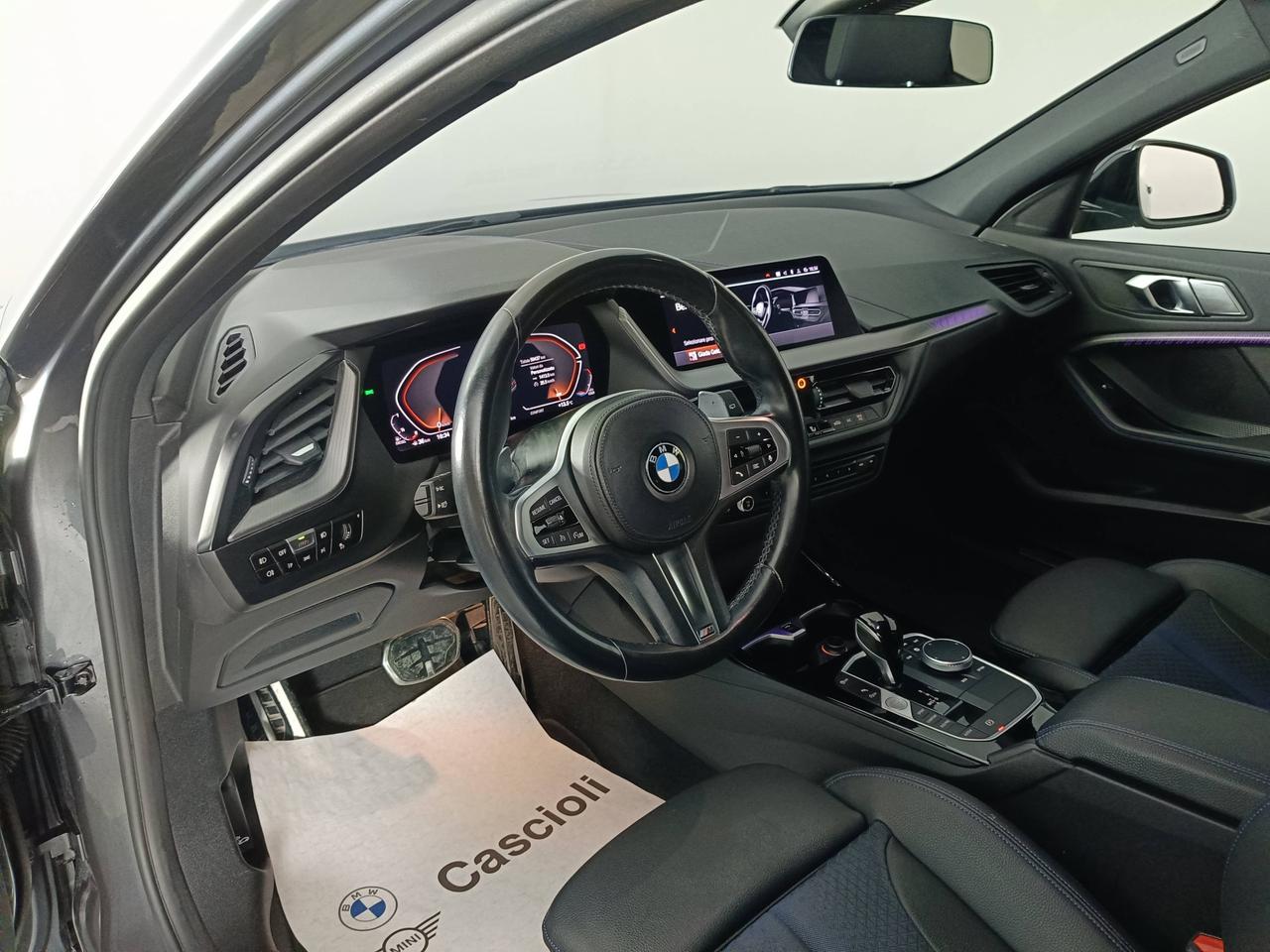 BMW Serie 1 F40 - 118d Msport auto