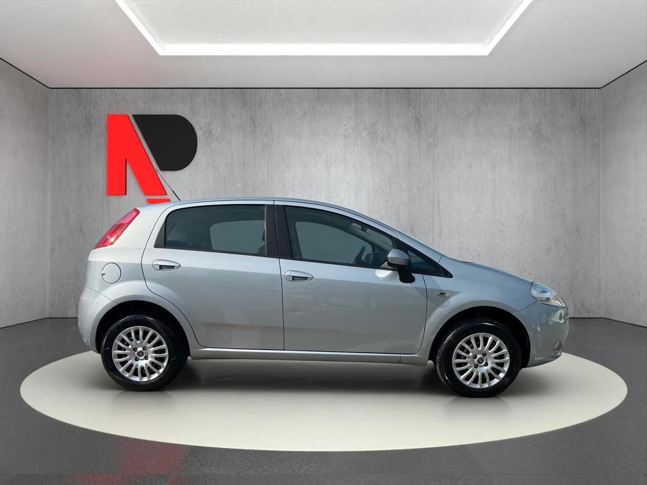 Fiat Punto 1.4 5 porte Natural Power Active