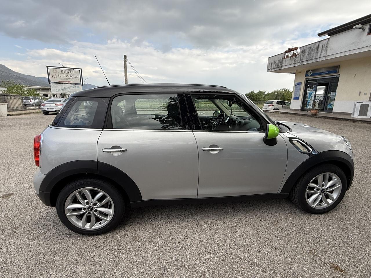 MINI 1.6 COOPER D COUNTRYMAN ADATTA NEOPATENTATI
