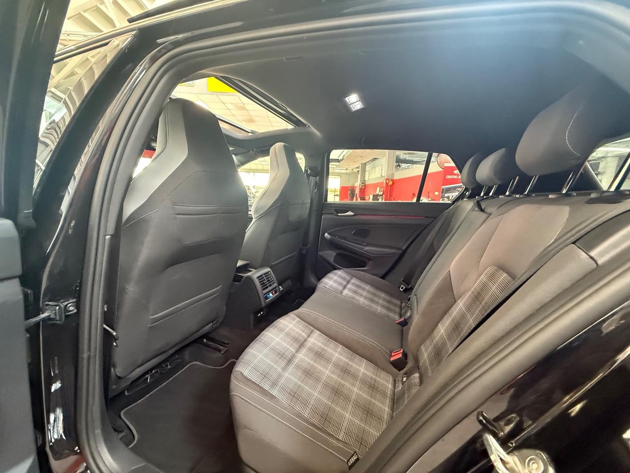 Volkswagen Golf 2.0 TDI GTD DSG