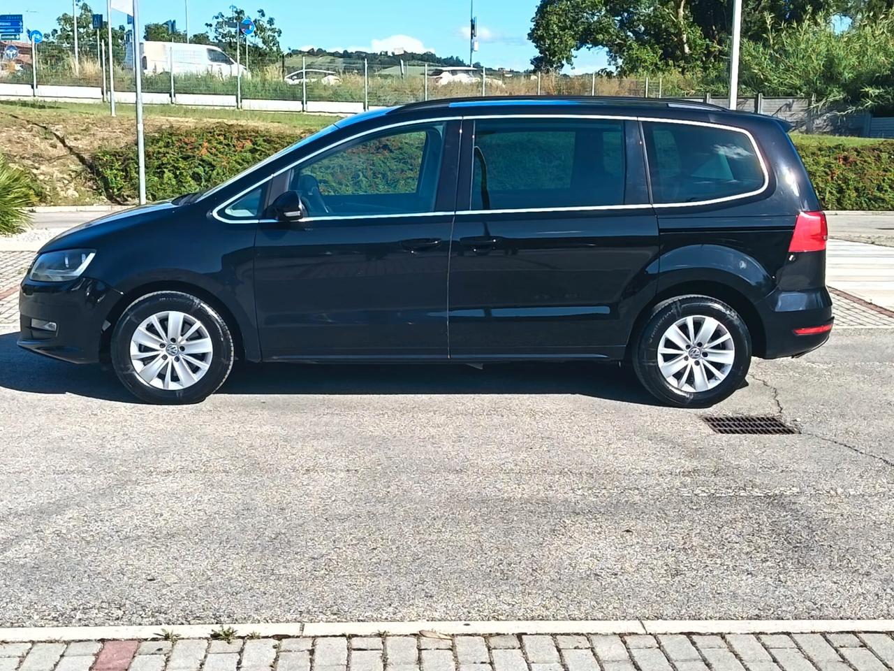 VOLKSWAGEN SHARAN 7 POSTI 2013 2.0 TDI 140CV HIGHLINE BUSINESS 7 POSTI – UNICO PROPRIETARIO – DISTRIBUZIONE FATTA