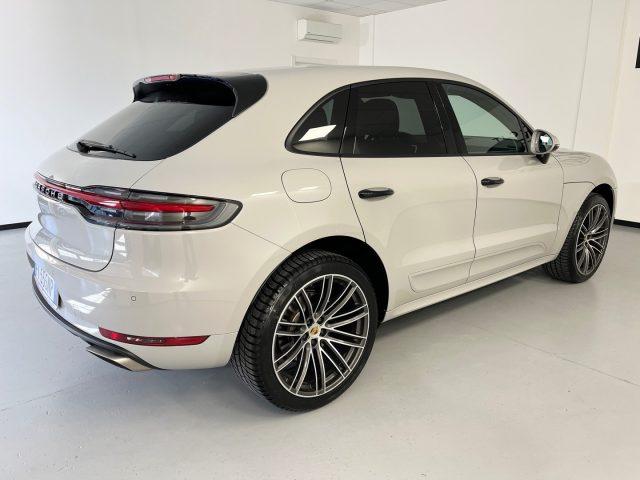 PORSCHE Macan 2.0