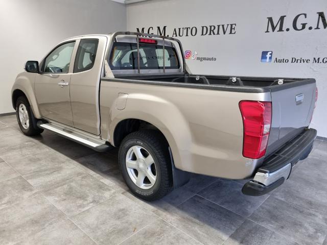 ISUZU D-Max 2.5 Space Cab Solar 4WD