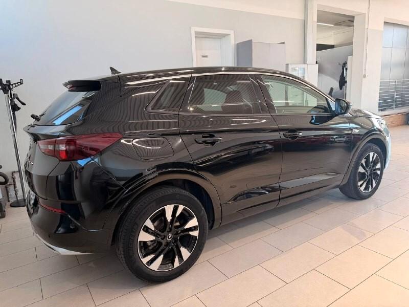 Opel Grandland 1.5 diesel Ecotec aut. Business Elegance