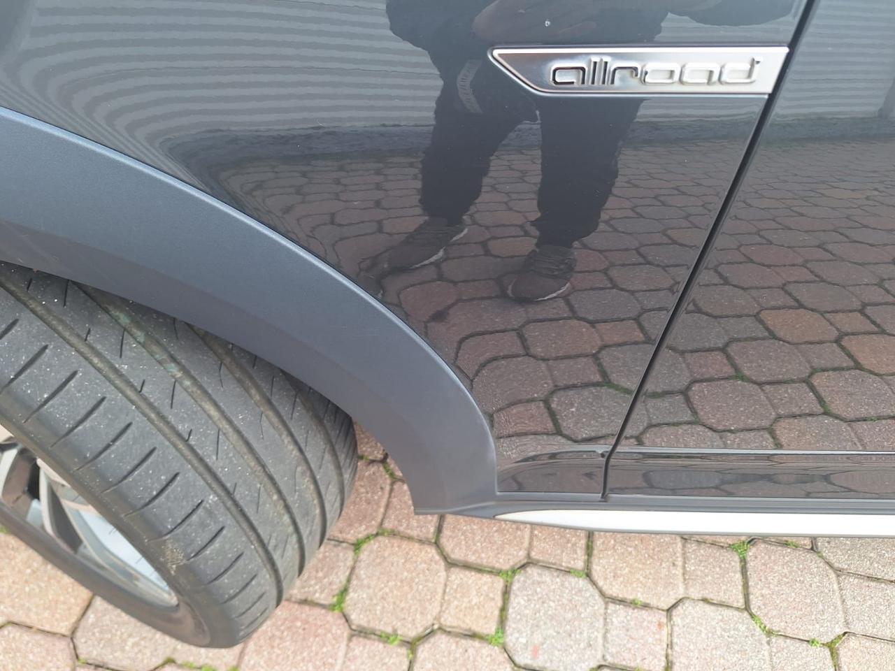 Audi A4 45 TFSI quattro S tronic Business Sport