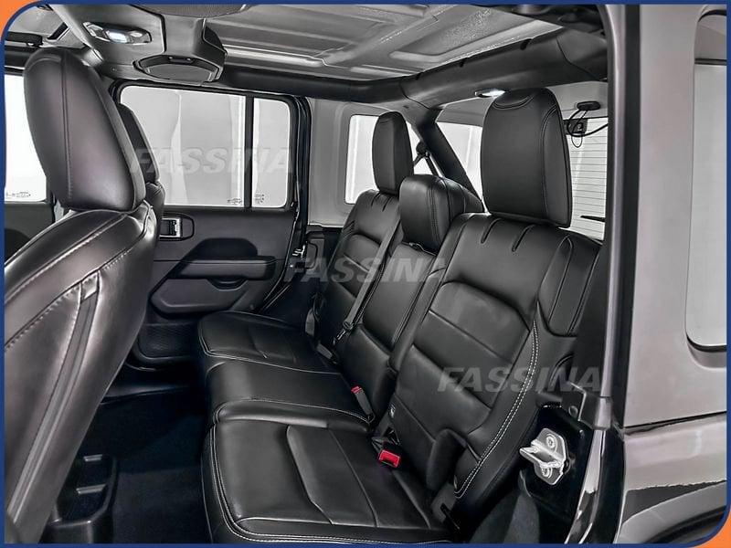 Jeep Wrangler Wrangler Unlimited 2.0 turbo Sahara auto