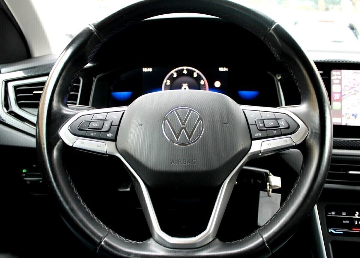 Volkswagen Polo 1.0tsi Life 95cv NAV VIRTUAL UNIPRO IVA DEDUCIBILE