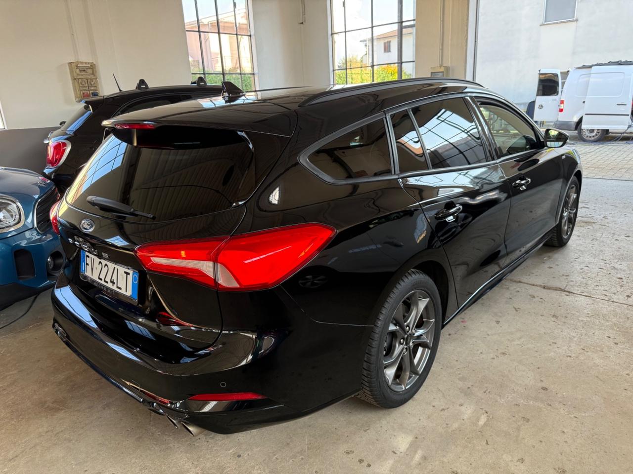 Ford Focus 1.0 EcoBoost 125 CV automatico SW ST-Line