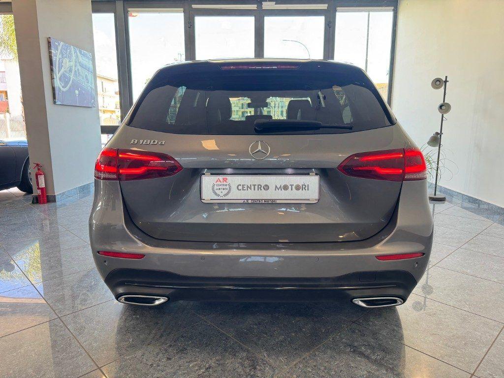 Mercedes-Benz B 180 d Automatic Sport Plus Night Pack Cockpit Full
