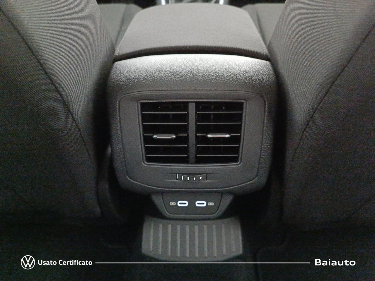 Volkswagen T-Roc 2.0 tdi scr 150cv life dsg