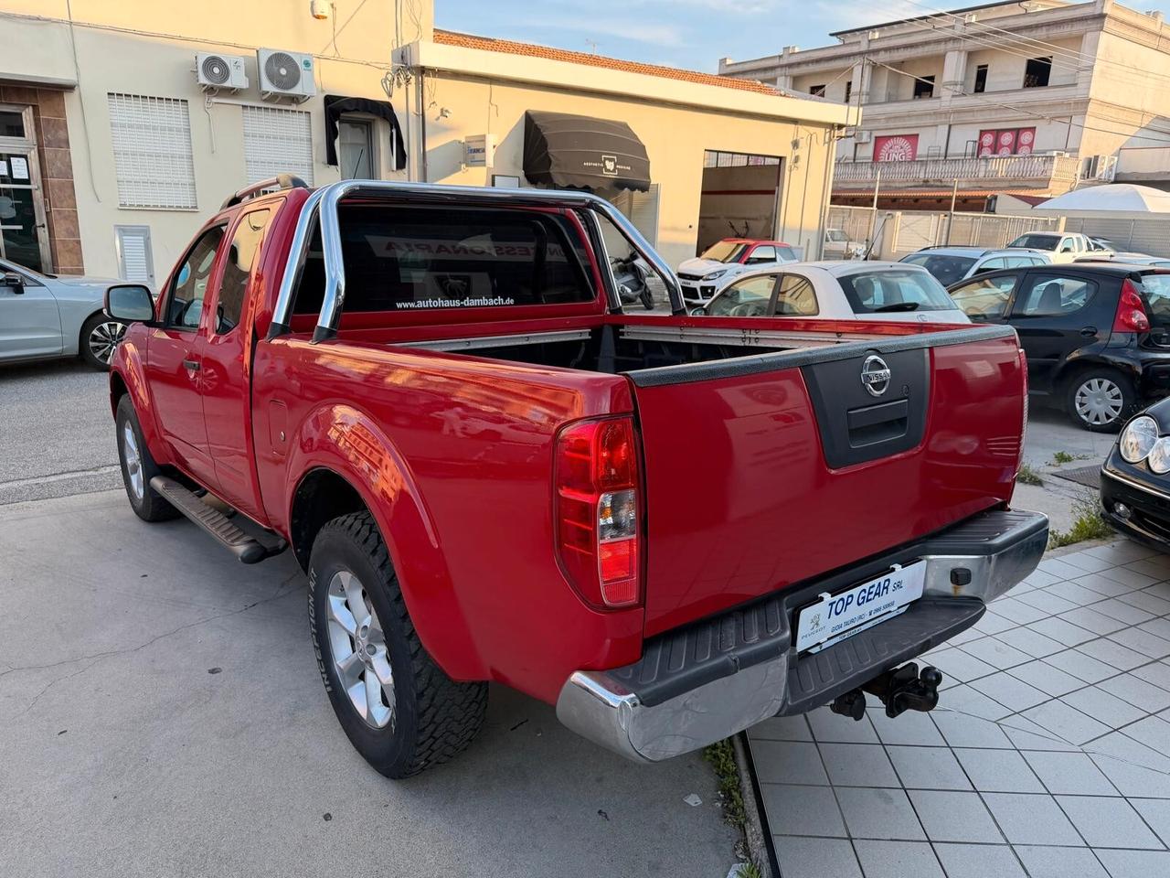 Nissan Navara 2.5 dCi LE
