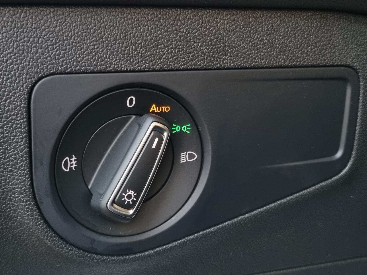 Volkswagen Tiguan II 2021 2.0 tdi Life 150cv dsg