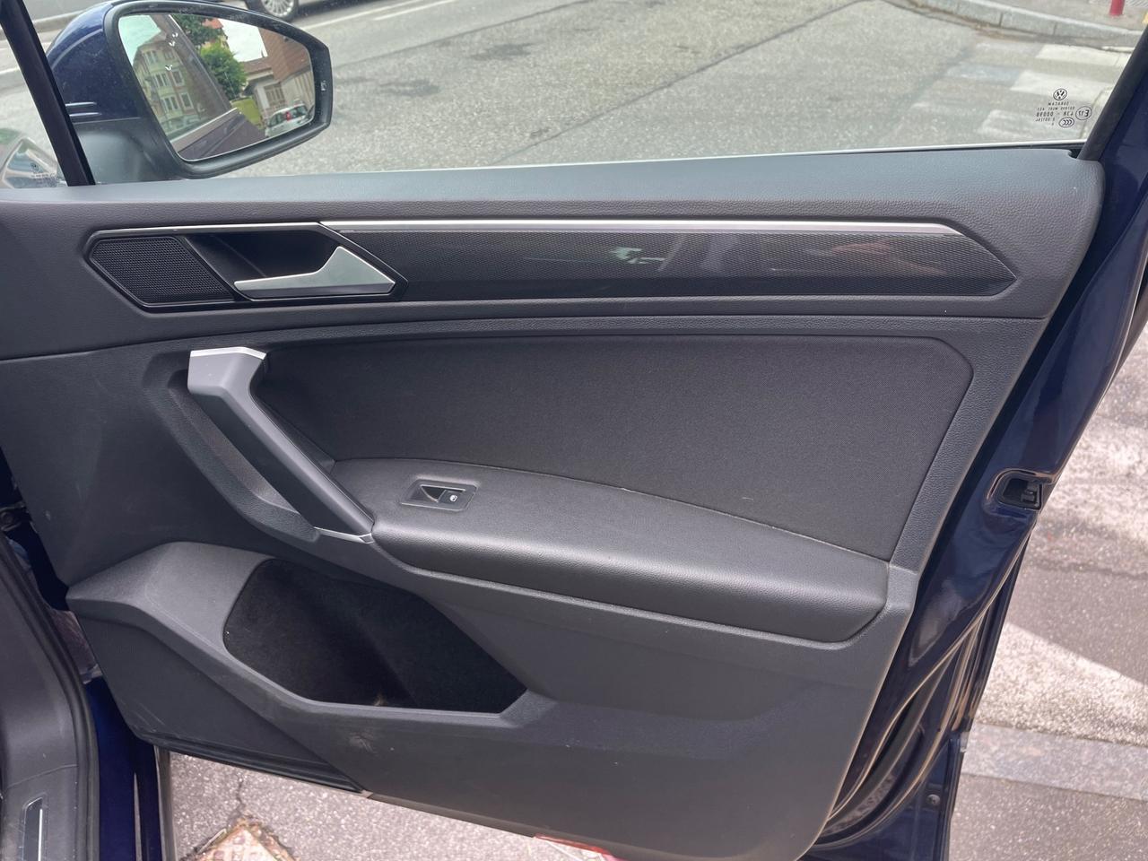 Volkswagen Tiguan 1.4TSI 150CV DSG Executive/GARANZIA
