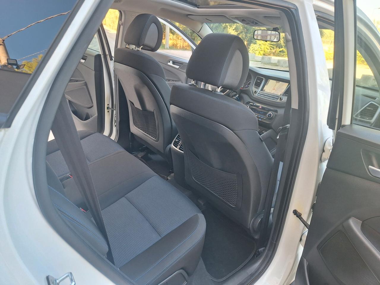 Hyundai Tucson 1.7 CRDI TETTO NAVI CAMERA 2018