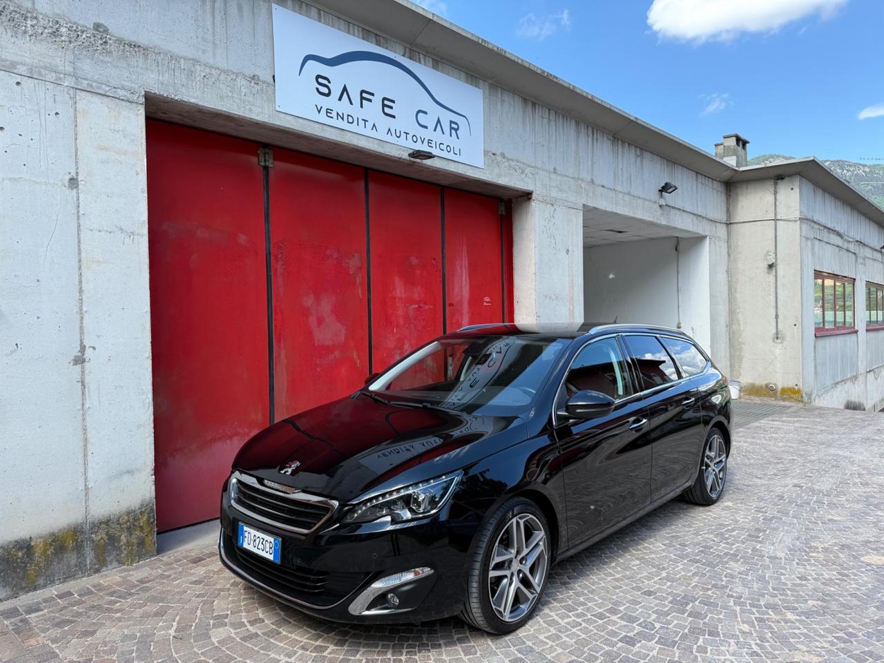 Peugeot 308 BlueHDi 150 S&S EAT6 SW Allure