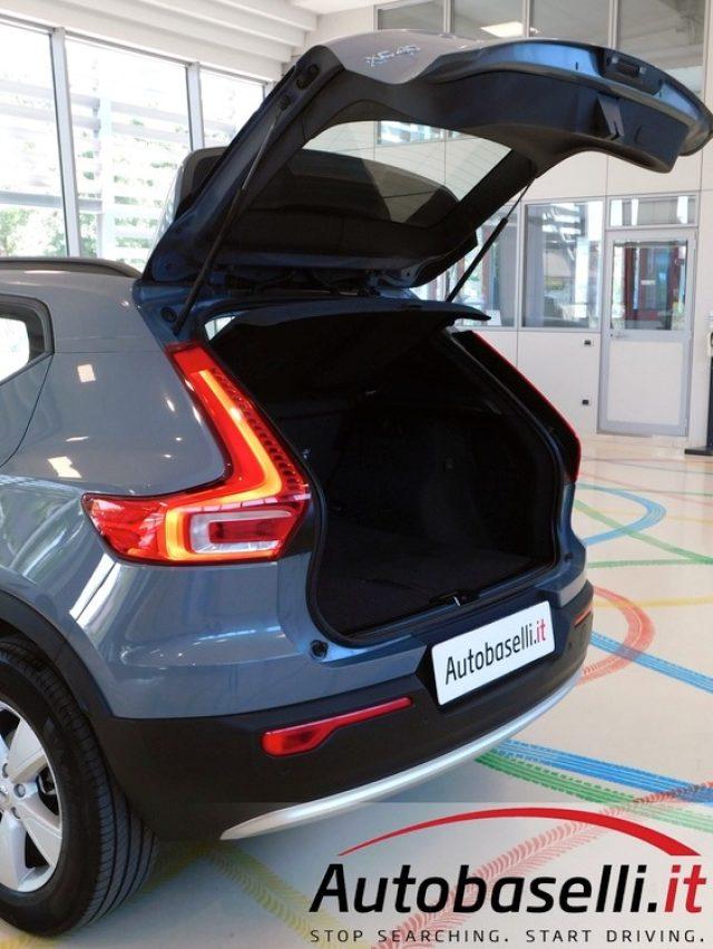 VOLVO XC40 T2 Essential