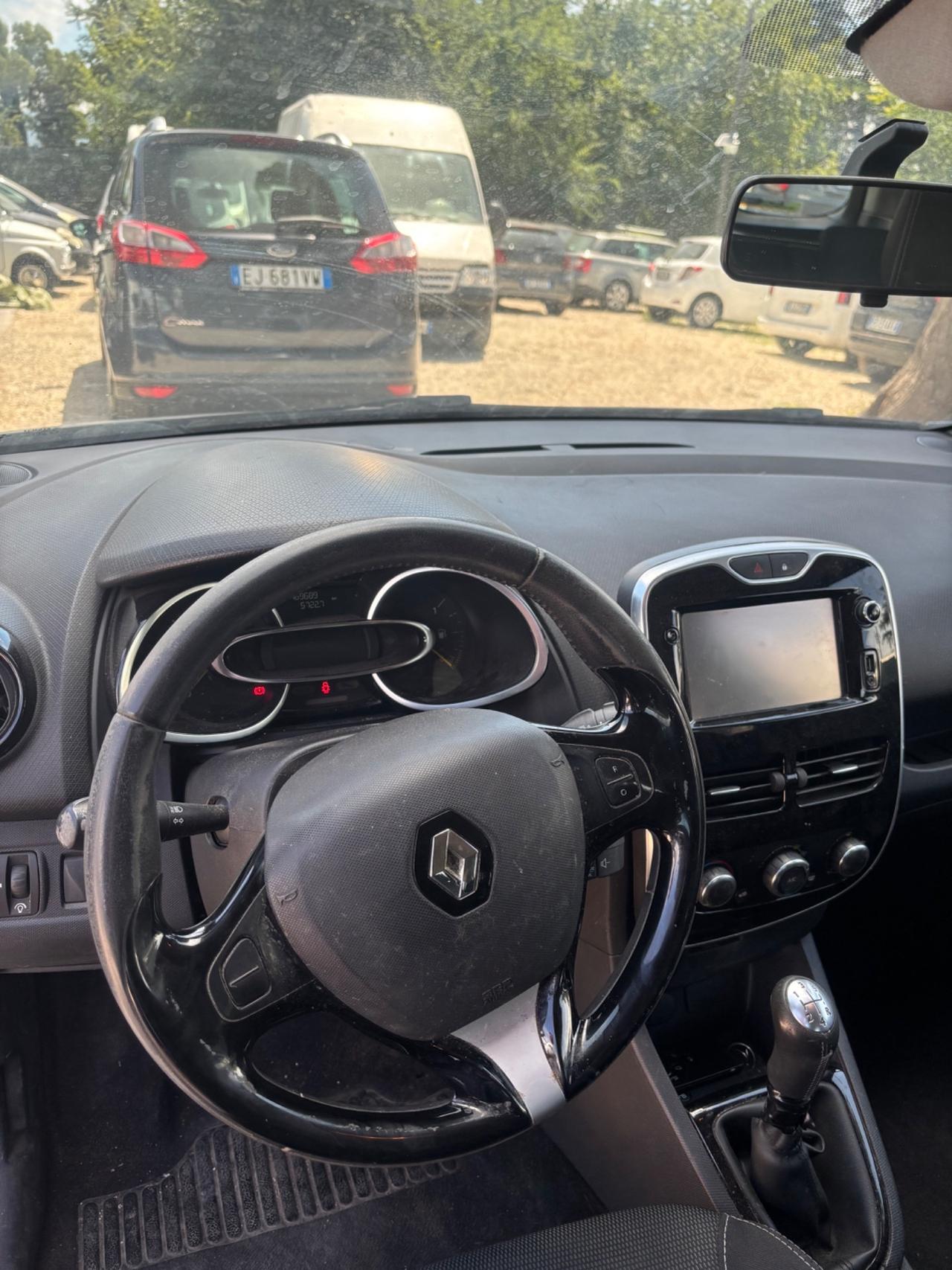 Renault Clio Sporter 1.5 dCi 8V 75cv Costume National
