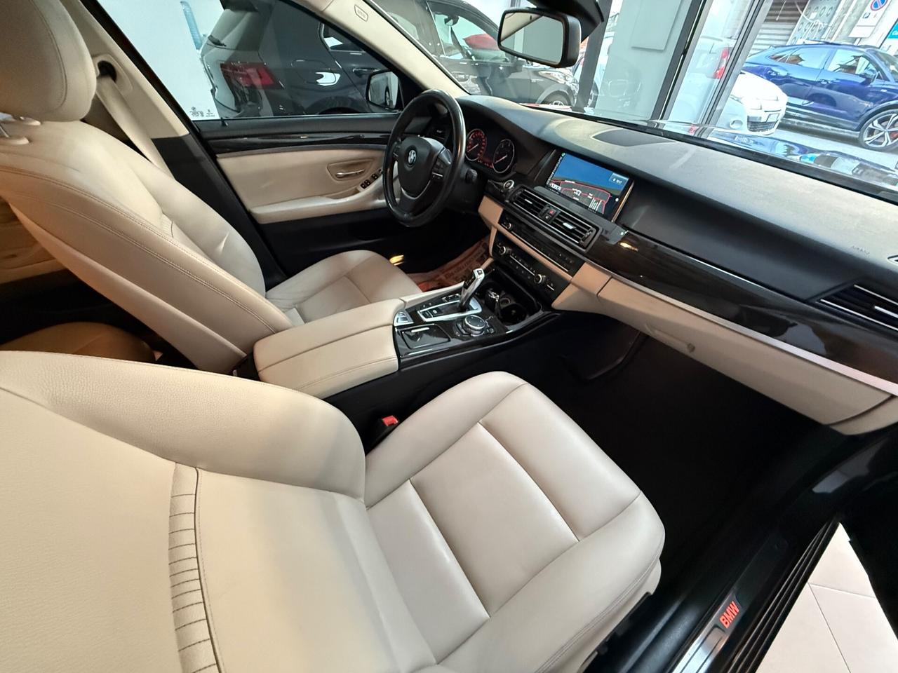 BMW 530d xDRIVE 258CV TOURING LUXURY