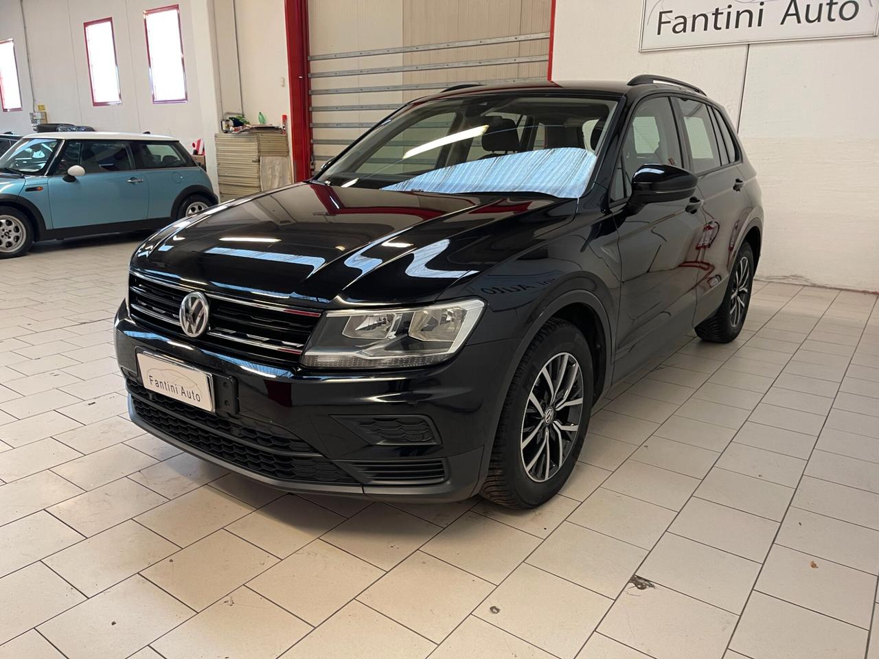 Volkswagen Tiguan Urban 1.6 TDI 115cv-Ok Neopatentati-LEGGI SOTTO