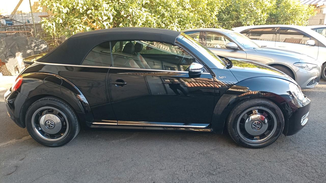 Volkswagen Maggiolino Cabrio 1.6 TDI Design 50° anniversario