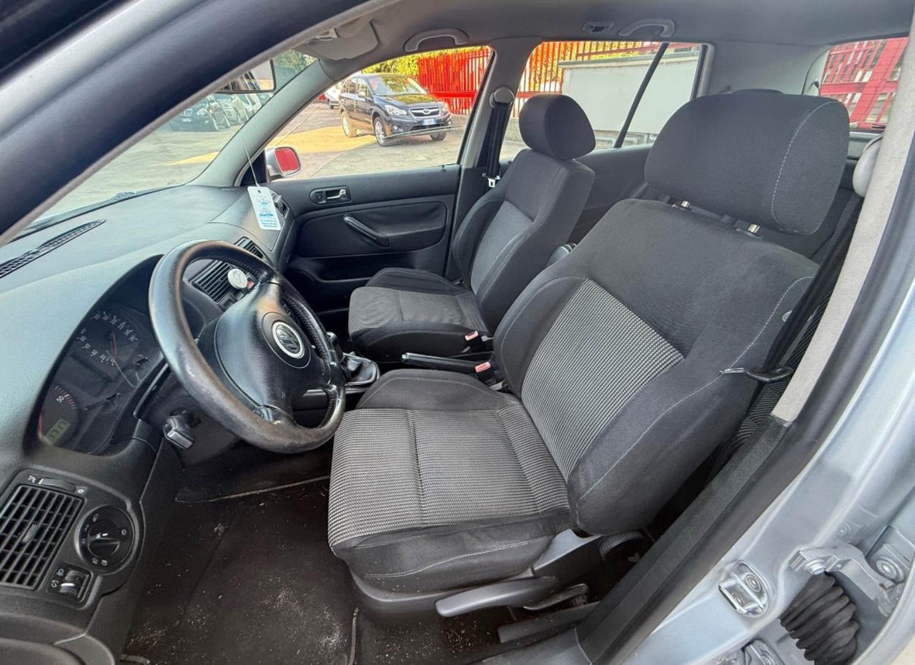 Volkswagen Golf 1.9 TDI 5p. Comfortline