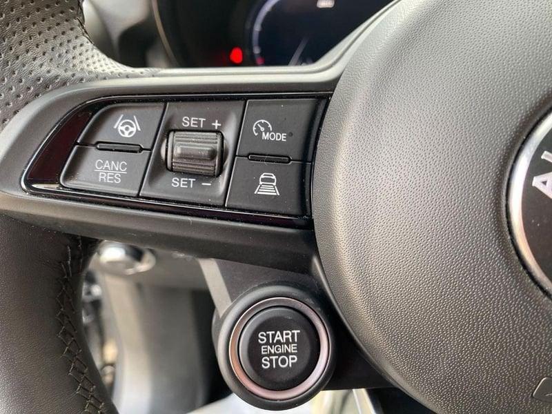 Alfa Romeo Tonale 1.5 130cv Hybrid + TELECAMERE FRONTALI