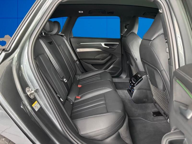 AUDI A6 6ª serie A6 TDI 150 kW S tronic S line...