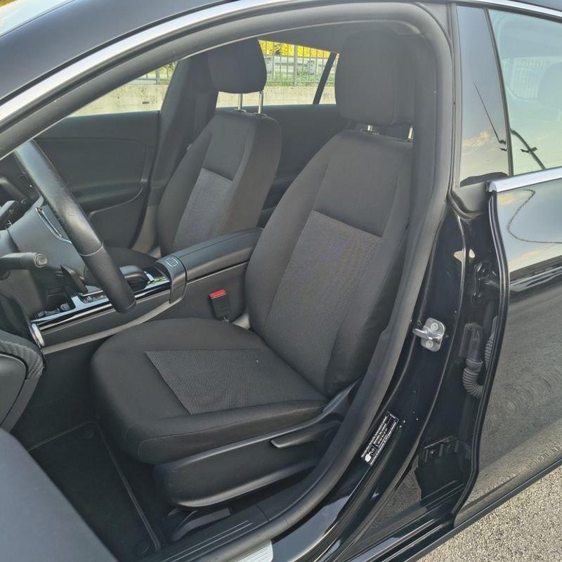 Mercedes-Benz CLA S.Brake 200D AT 150 CV Business Extra