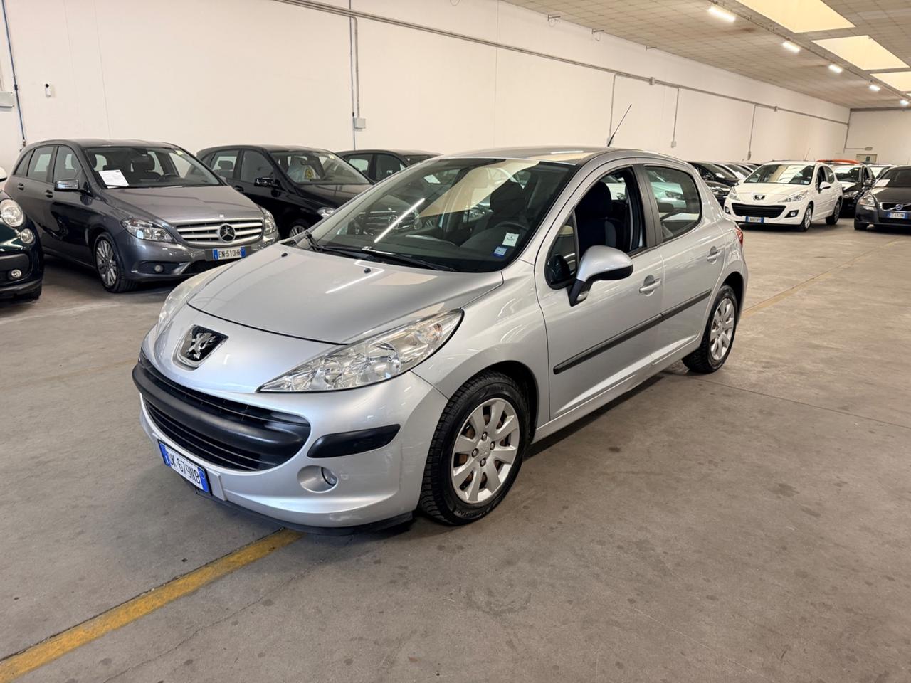 Peugeot 207 1.4 VTi 95CV 5p. X Line