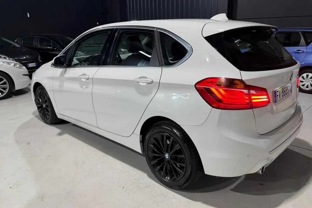 Bmw 216 Diesel Automatico Neopatentati