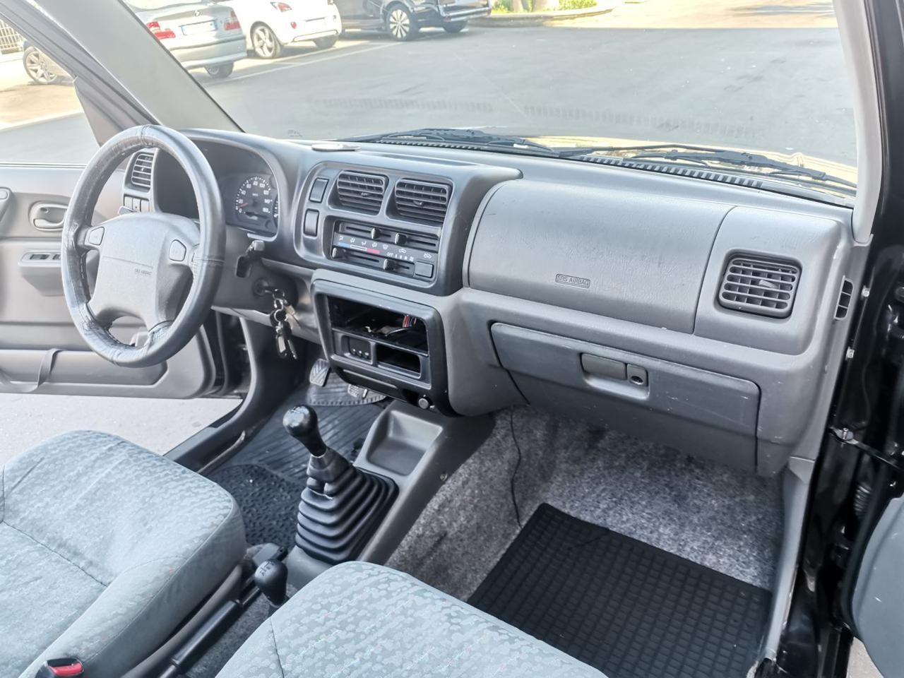 Suzuki Jimny 1.3i 16V cat Cabrio 4WD JLX