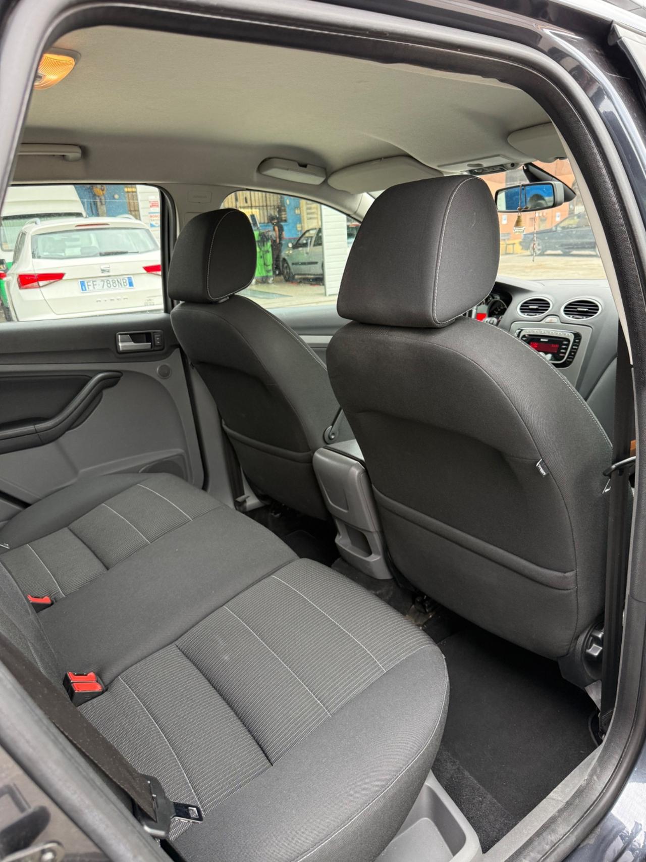 Ford Focus 1.6 TDCi (110CV) 5p. Tit. DPF