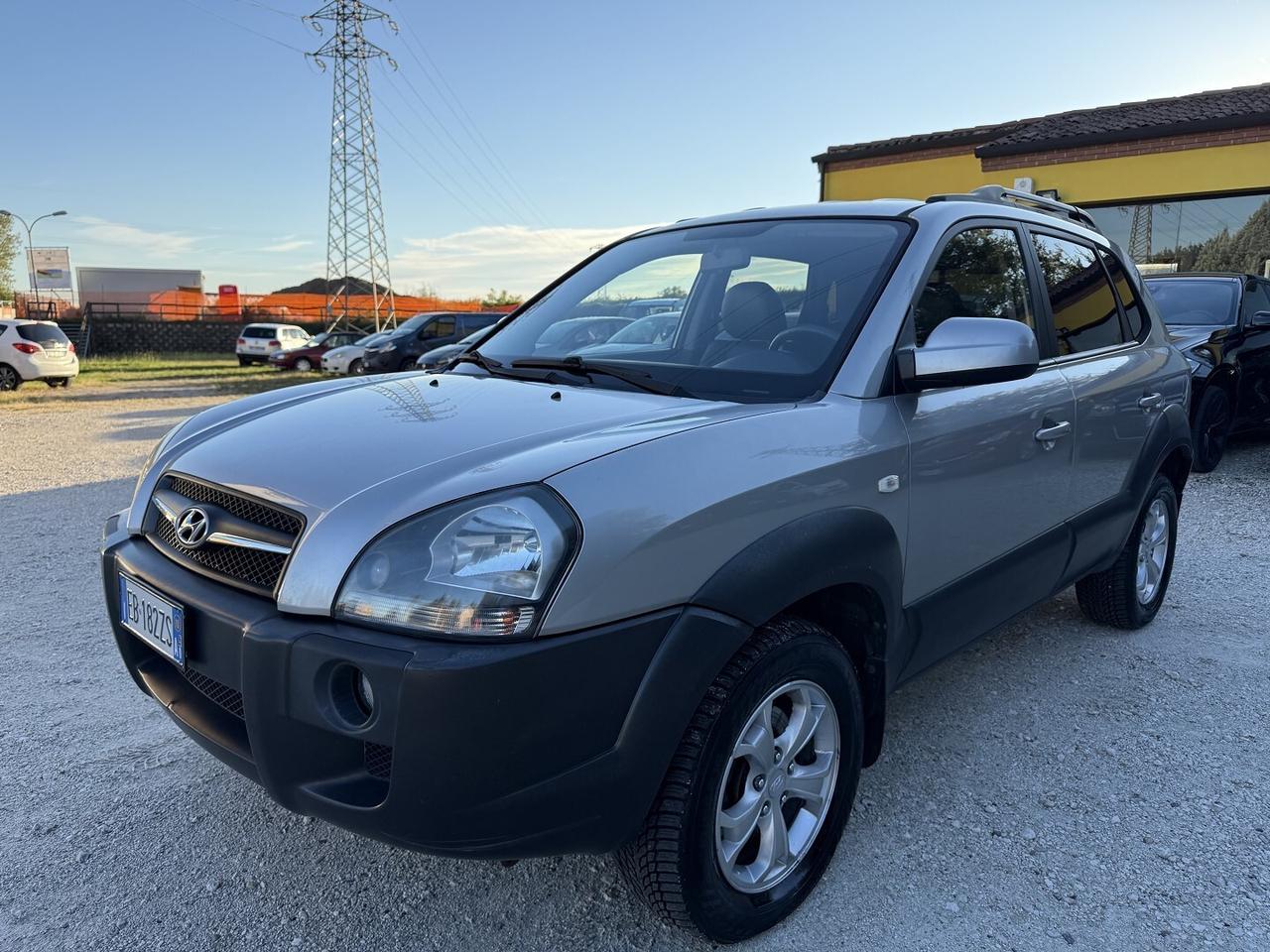 HYUNDAI TUCSON 2.0 CRDI 4 WD DYNAMIC UNICO GANCIO