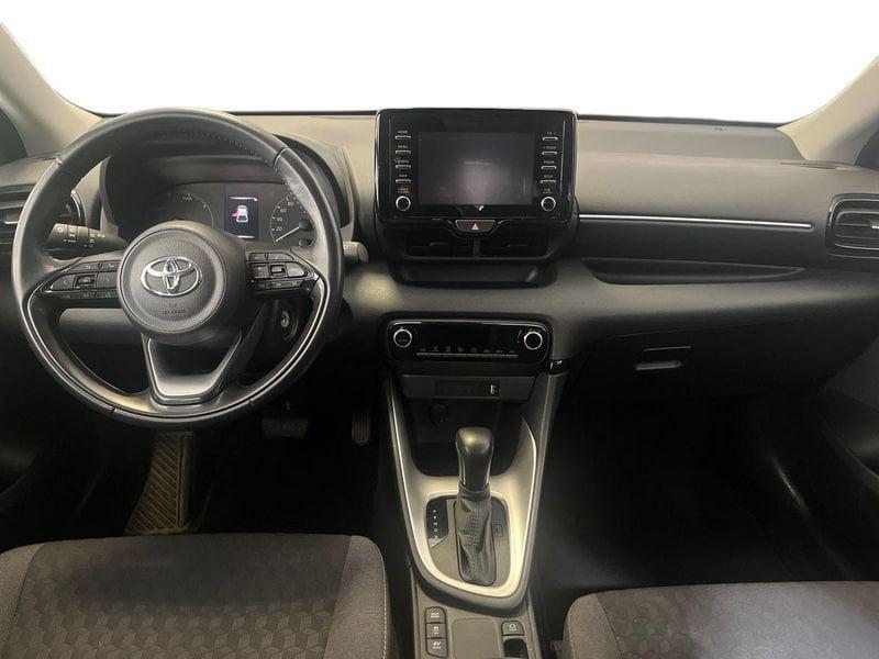 Toyota Yaris Hybrid Active MY22