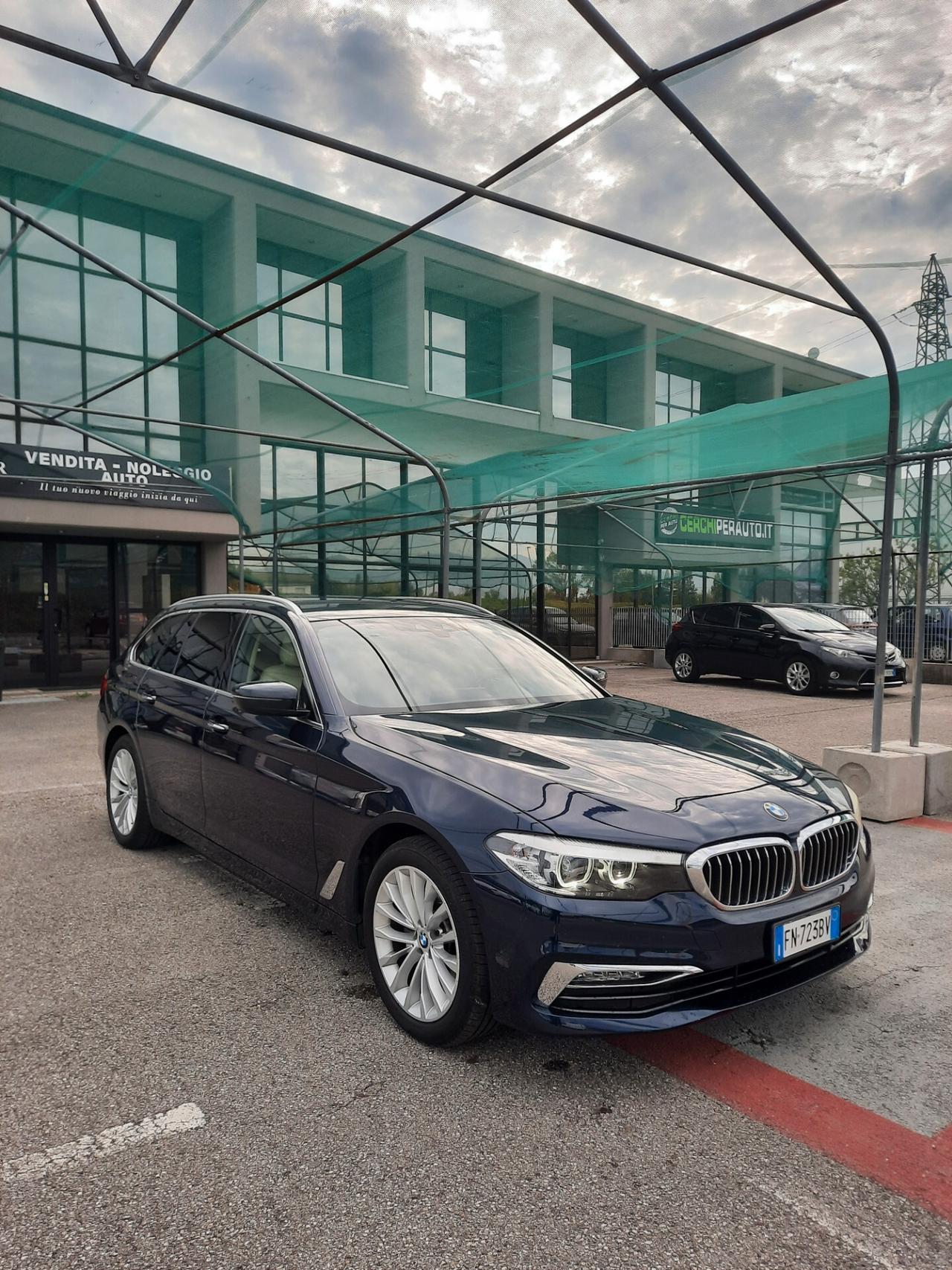 Bmw 520 520d xDrive Touring Luxury