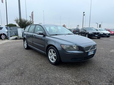 VOLVO V50 1.6 CAT Summum