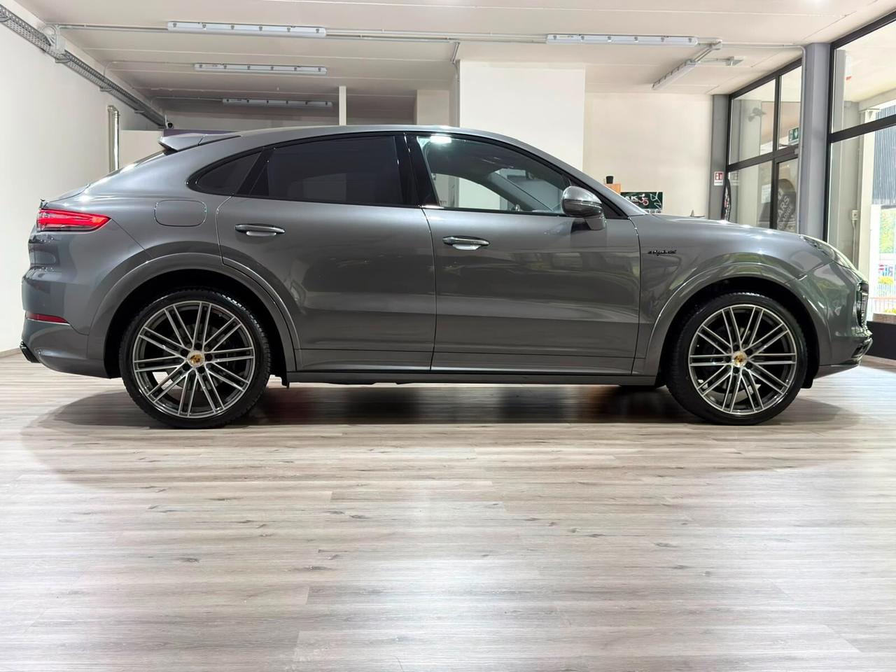 PORSCHE CAYENNE COUPE 3.0 340cv E-HYBRID FULL