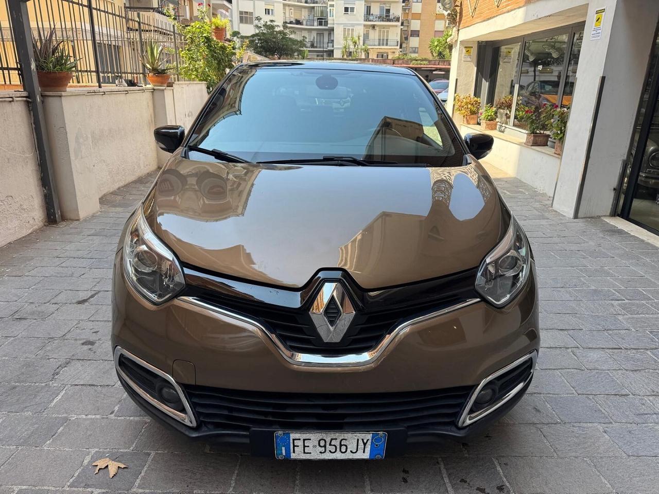 RENAULT Captur dCi 8V 110CV Start&stop Iconic