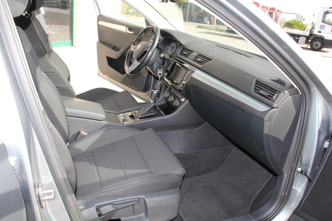 Skoda Superb 2.0 TDI DSG Wagon Executive (KW 110 - CV 150)