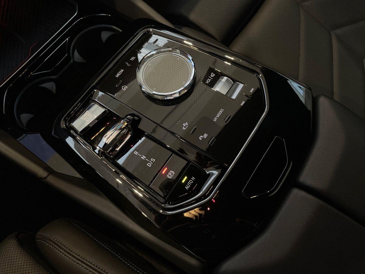 BMW Serie 5 G61 2024 Touring - 520d Touring 48V xdrive MSport Pro auto