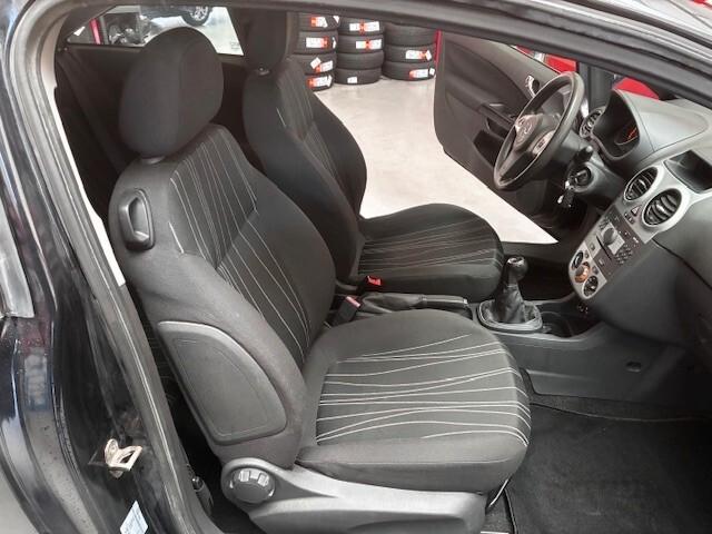Opel Corsa 1.2 3 porte Enjoy