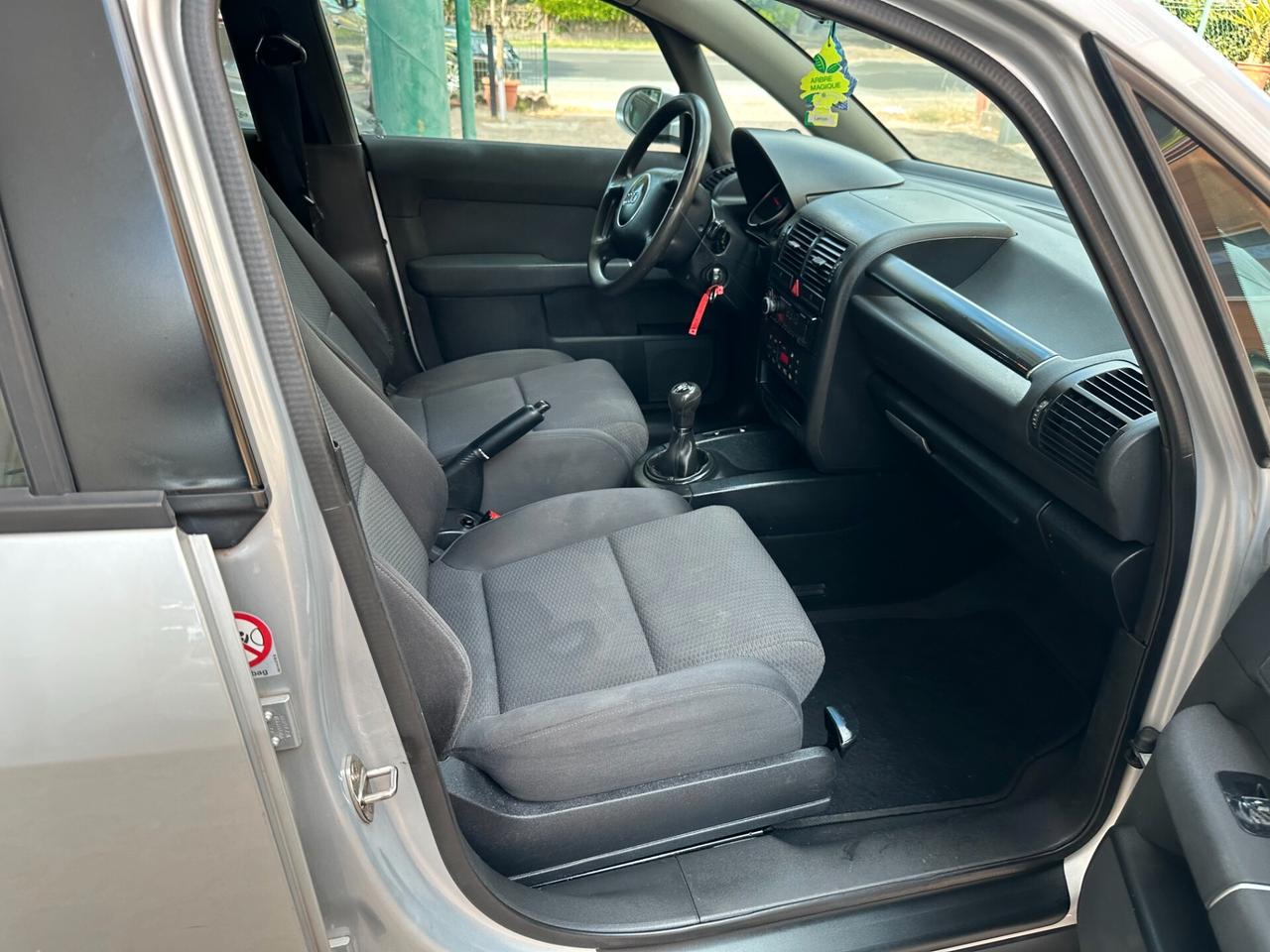 Audi A2 1.4 TDI Neopatentati (12 Rate)