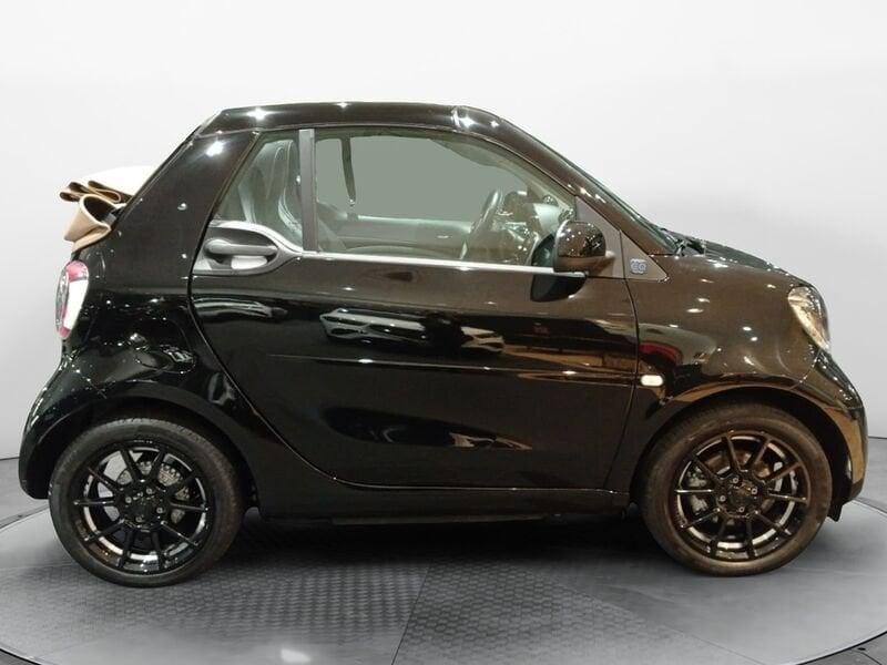 smart fortwo III 2020 Cabrio Cabrio eq Prime 22kW