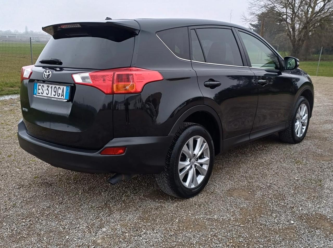 Toyota RAV 4 RAV4 2.2 D-4D 4WD Lounge