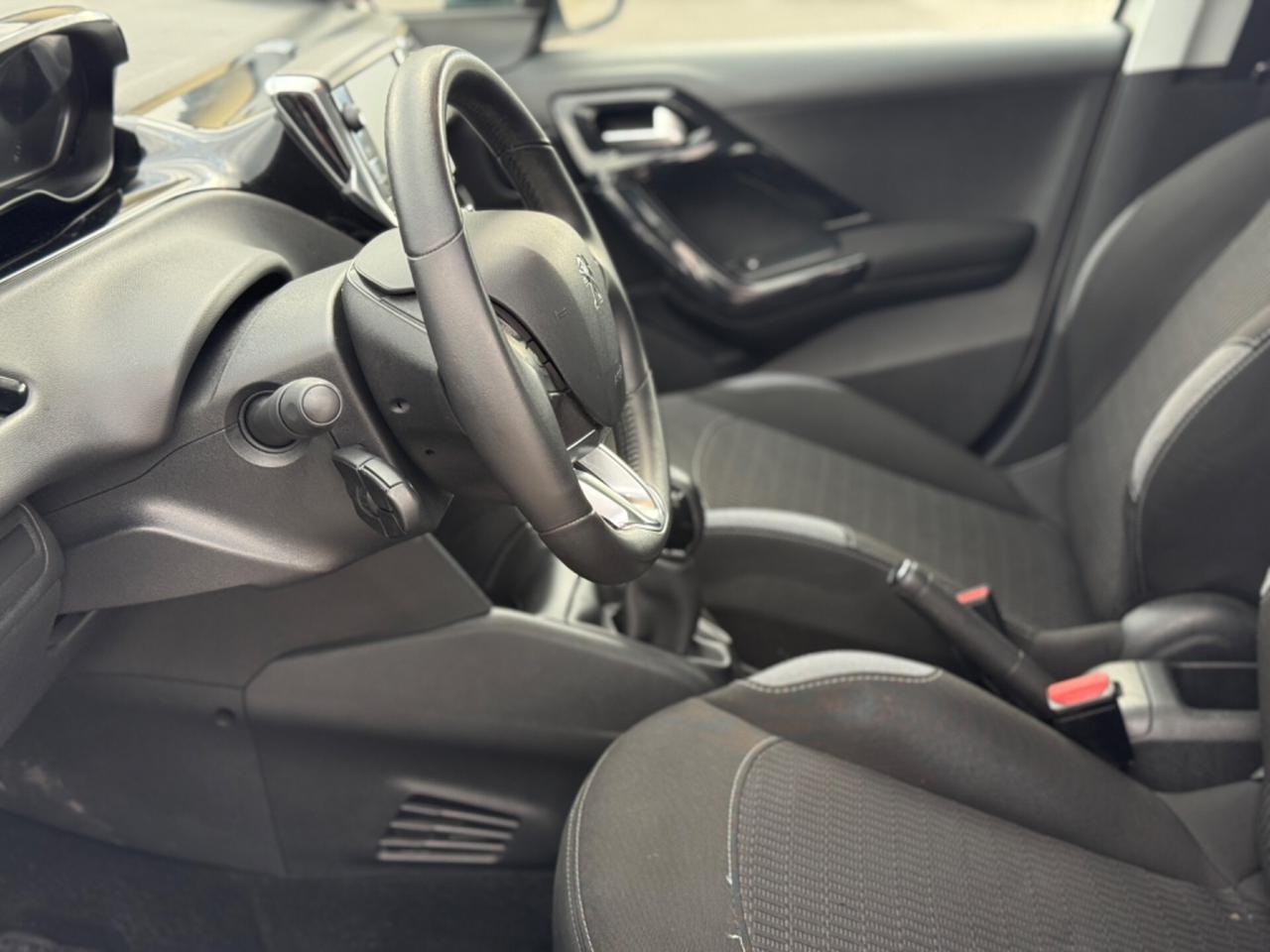 Peugeot 208 PureTech 82 5 porte Active