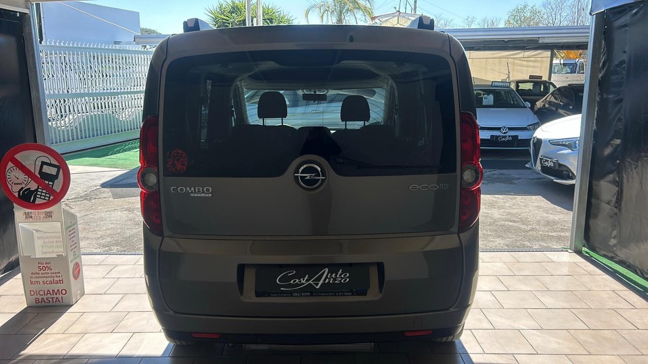 Opel Combo 1.4 Turbo EcoM 120cv Cosmo 2013