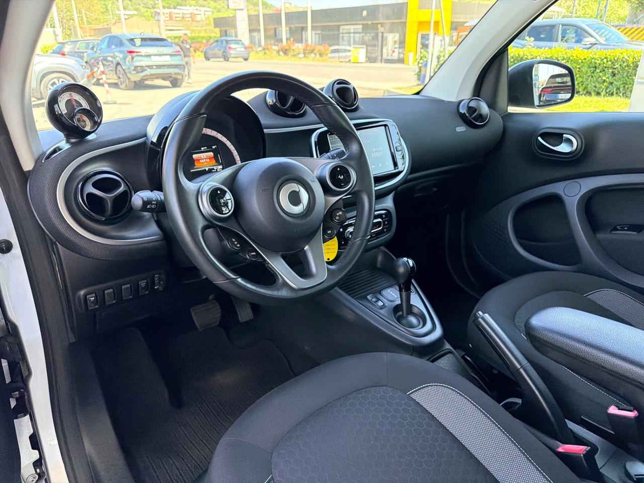 Smart ForTwo EQ Passion uff Mercedes in garanzia