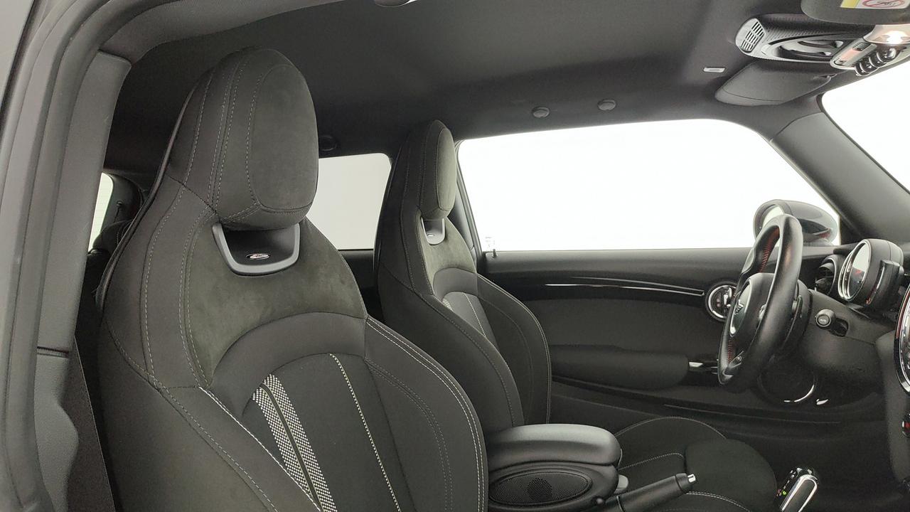 MINI Mini IV F56 2018 3p - Mini 3p 2.0 Cooper SD Hype auto