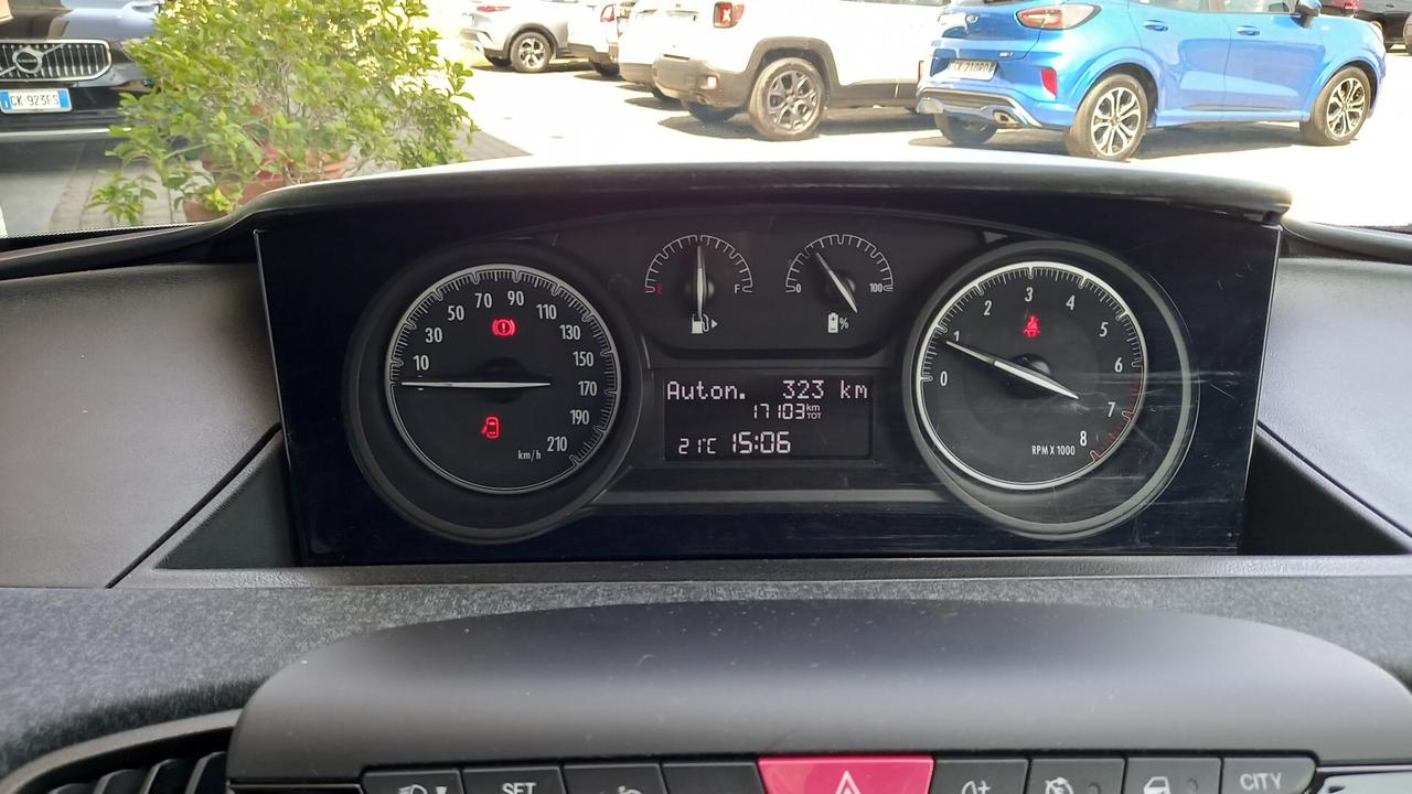 Lancia Ypsilon 1.0 FireFly 5 porte S&S Hybrid Ecochic Silver