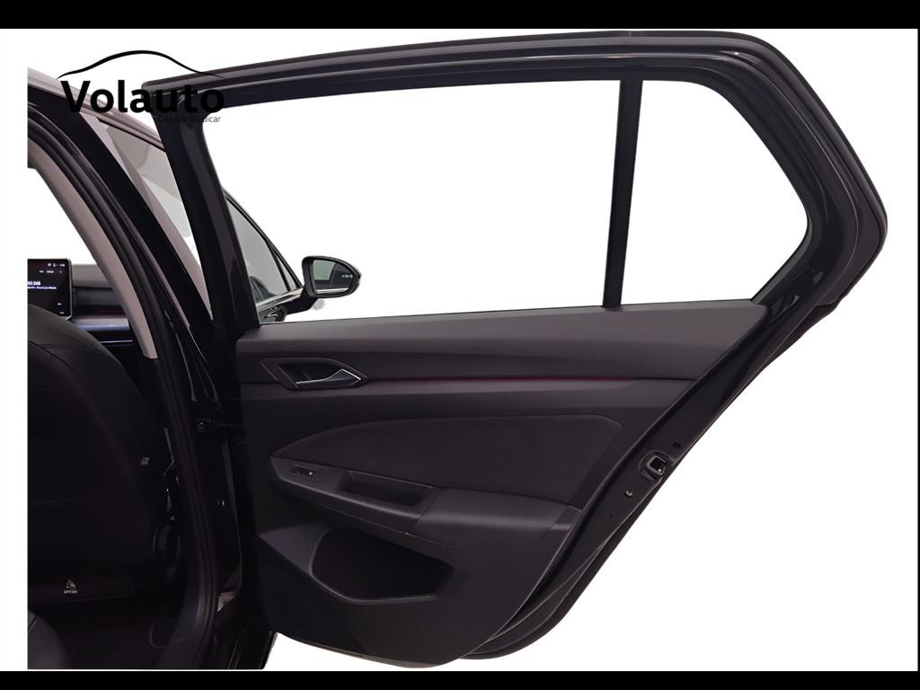 VOLKSWAGEN Golf VIII 2024 - Golf 2.0 tdi Style 150cv dsg